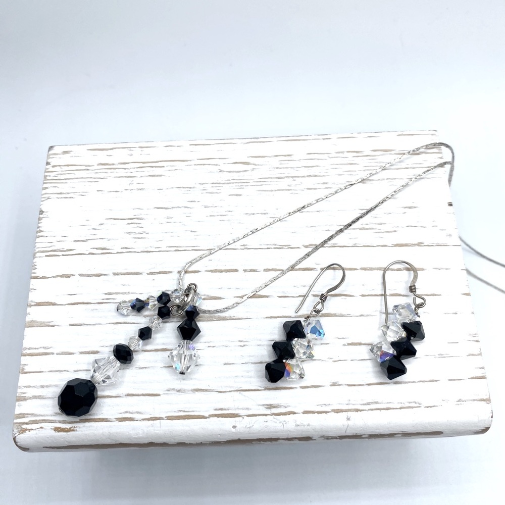 Sterling Silver & Swarovski Crystal Necklace & Earring Set